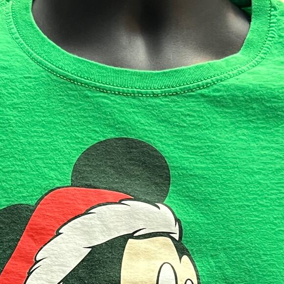 Disney Mickey Mouse Christmas T-Shirt - Size Large - Green Holiday Santa Hat Tee - Picture 5 of 10